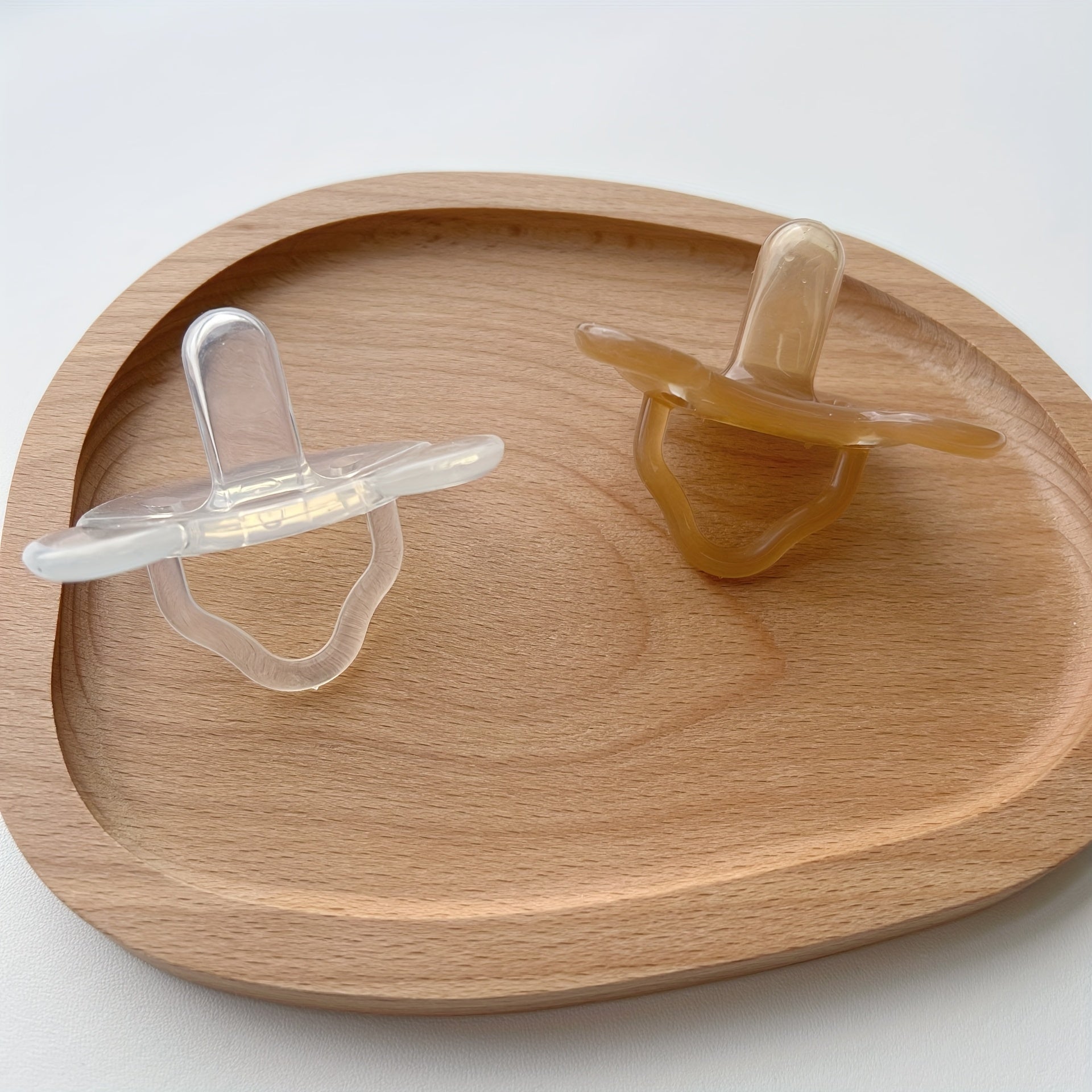 Silicone Baby Pacifiers with Cute Bear Design - BPA Free Soft Soothing Teether, Newborn Infant Dummy for Oral Development, 0-3 Years, Gentle on Gums, Food-Grade Teething Toy