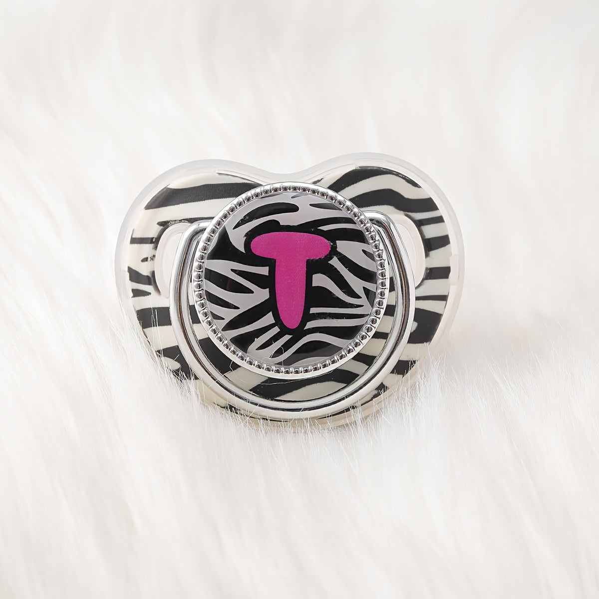 1pc Zebra Print Letter Design Pacifier With Dust Cover, Free Of Phthalates, Easy To Use, Soft And Comfortable, Safe Product, Suitable For Boys And Girls, With Multiple Choices, The Perfect Gift For Children