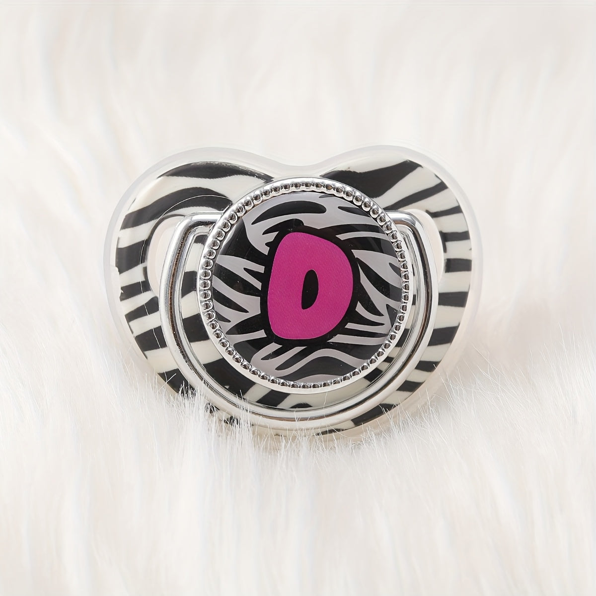 1pc Zebra Print Letter Design Pacifier With Dust Cover, Free Of Phthalates, Easy To Use, Soft And Comfortable, Safe Product, Suitable For Boys And Girls, With Multiple Choices, The Perfect Gift For Children