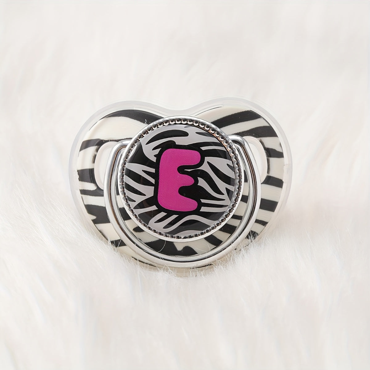 1pc Zebra Print Letter Design Pacifier With Dust Cover, Free Of Phthalates, Easy To Use, Soft And Comfortable, Safe Product, Suitable For Boys And Girls, With Multiple Choices, The Perfect Gift For Children