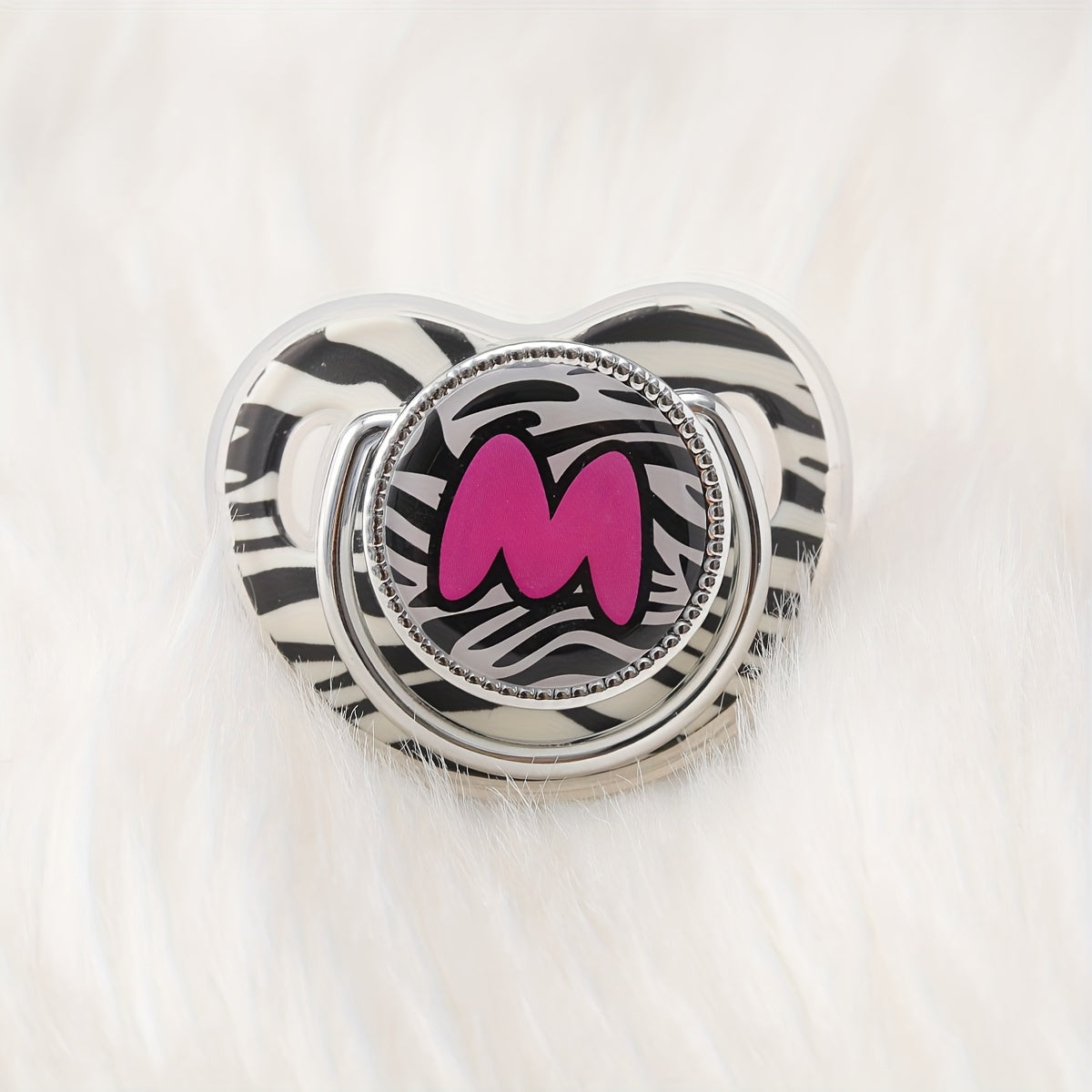 1pc Zebra Print Letter Design Pacifier With Dust Cover, Free Of Phthalates, Easy To Use, Soft And Comfortable, Safe Product, Suitable For Boys And Girls, With Multiple Choices, The Perfect Gift For Children